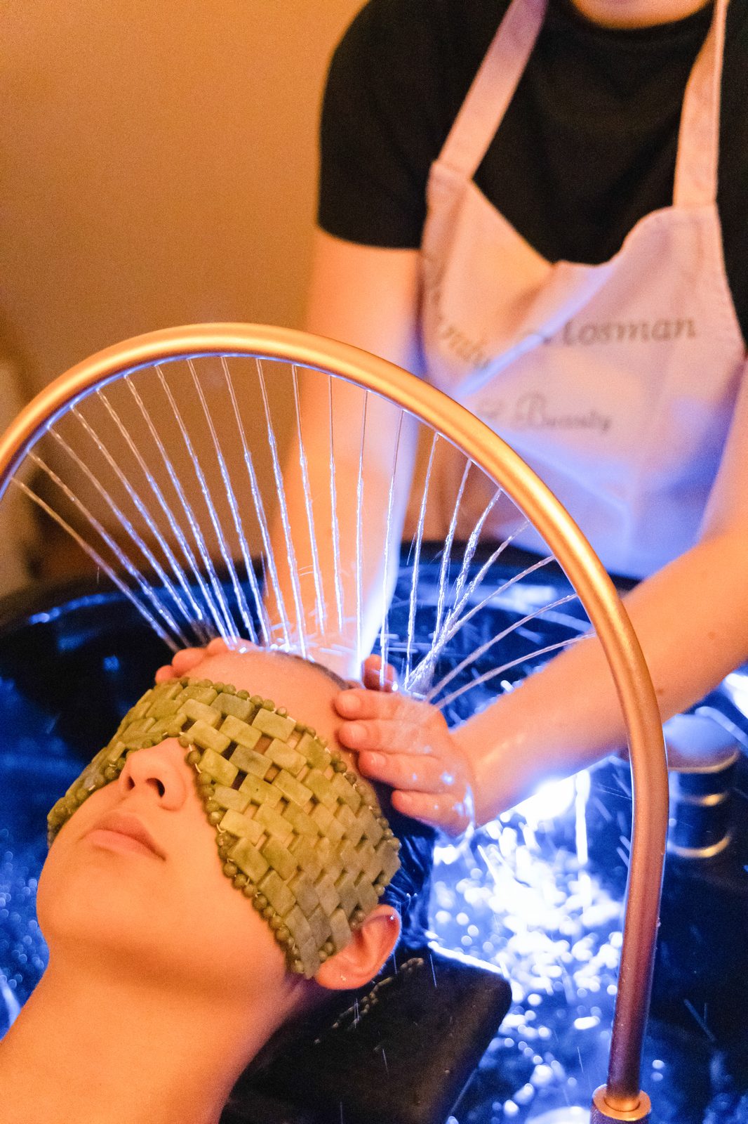 Japanese head spa treatment with water therapy
